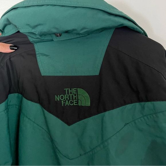 VINTAGE NORTH FACE WINTER JACKET MENS LARGE - Picture 2 of 12